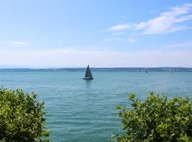ZwoVier Meersburg