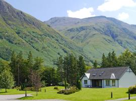 Glen Nevis Holidays, hótel í Fort William