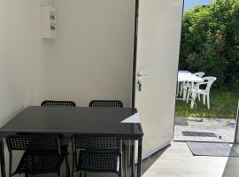 Au Trèfle Dort, hotell i Châtel-Guyon