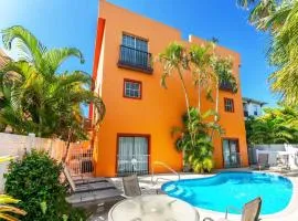 Siesta Key Village, Heated Pool, Beach Access 4 min Walk, 3bdr