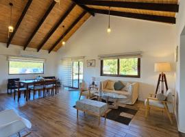 Casa en condominio de parcelas, khách sạn ở Yumbel