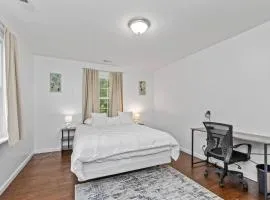 Cozy 1BR 1BA Apartment Near Fort Gregg-Adams