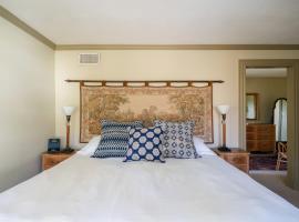 ABC Stay - Connecticut Four Bedroom Home, hôtel à Warren