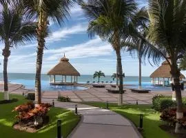 Gavias Grand Cerritos