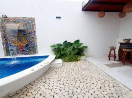 Casa Girasoles Valladolid Yucatán, hotel v destinaci Santa Bárbara