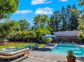 Pool Paradise in Wine Country!