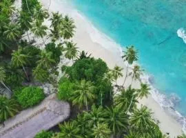 Jala Villas Lances Right HTs Mentawai