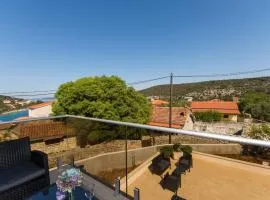 Villa LA-Comfort One Bedroom Apartment with Sea View Terrace 1