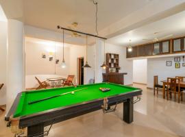 5 bhk villa with swimming pool, hotel v destinaci Loutolim