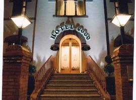 Hotel 2000, hotel Fabrianóban