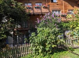 Haus Bergzyt -Die Älplersuite, im Ski und Wandergebiet