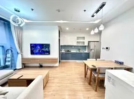 Luxury Apartment in Vinhomes Metropolis Hanoi