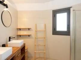 Maison rénovée avec piscine chauffée à deux pas de la mer