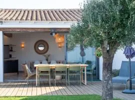 Maison rénovée avec piscine chauffée à deux pas de la mer