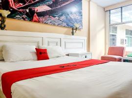 RedDoorz at Sampurna Jaya Hotel Tanjung Pinang, hotel near Raja Haji Fisabilillah International Airport - TNJ, Tanjung Pinang 