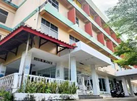 RedDoorz Near Pelabuhan Sri Bintan Pura Tanjungpinang