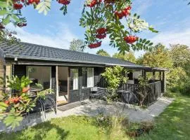 Nice Home In Vejby With Wifi
