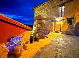 Casa Rural Italuna, מלון עם חניה בJarque de la Val