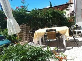 Zora Holiday home - Two Bedroom Holiday Home with Terrace