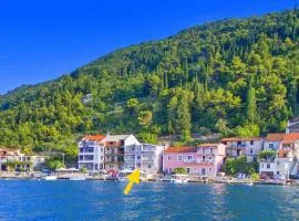 Apartments Tiho & Jelena - Studio Apartment with Balcony and Sea View Fureal