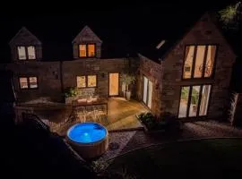 Luxury Cottage in Peak District near Alton Towers