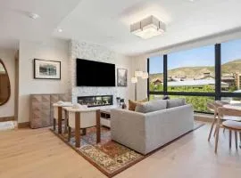One Riverfront Condo 307 by East West Hospitality