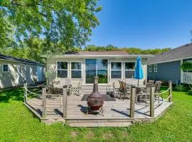 Cayuga Lake Cottage Private Dock and Deck!