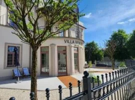 Villa mit Balkon, Lift, Luxus -Beletage