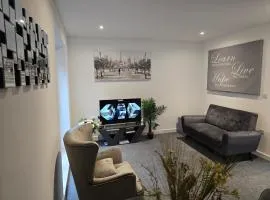 Well-Preserved 2 Bedroom Flat Apartment Around Ricoh Arena-Coventry City FC