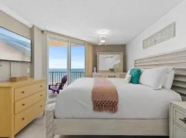 Oceanfront Condo at Oceania Beach Club - Pool, Balcony, Sleeps 6, Walk to Flagler Ave!