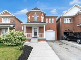 6 Bedroom House with Basement and Balcony, hotel v destinaci Brampton
