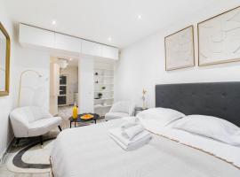 Studio Confortable proche métro - Saint mandé, hotel in Saint-Mandé