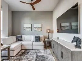 Luxury Highrise in West Village