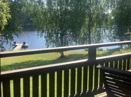 Tahkon Riihiranta - 4 bedroom villa by the lake - Tasokas tilava rantamökki