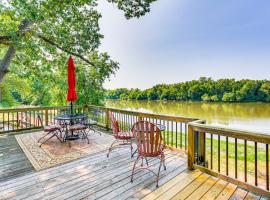 Lakefront Home with Patio in Havana!, partmenti sz&aacute;lloda Havan&aacute;ban