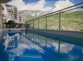 Montehome, hotel in Becici