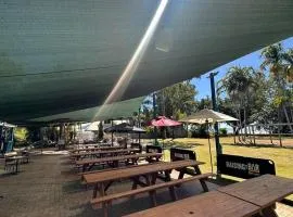Bushland Beach Tavern