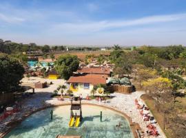 Barretos Country Resort, hotel en Barretos