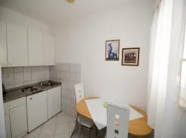 Apartments Bandalo - One Bedroom Apartment with Balcony