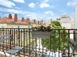 YAYS Paris Zola by Numa