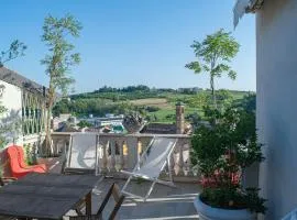 I Leoni Ruggenti Terrazza Incantata tra le Colline del Monferrato