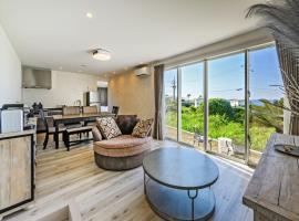 abundance okinawa, hotel poblíž Letiště Iejima - IEJ, Kouri