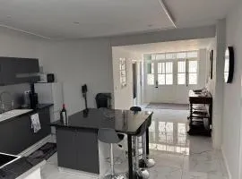 1712Villacarre Holiday Gite