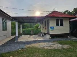 Beril Roomstay Paka Free Wifi