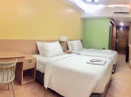 Uptown Corporate Hotel, Hotel in Tandag