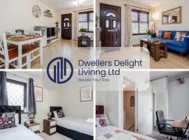 Dwellers Delight Living Ltd Serviced accommodation 2 Bed House, free Wifi & Parking, Prime Location London, Woodford