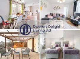 Dwellers Delight Living Ltd Serviced Accommodation, Chigwell, London 3 bedroom House, Upto 7 Guests, Free Wifi & Parking