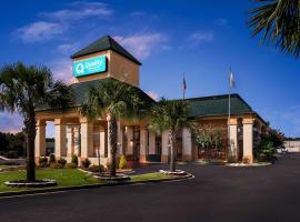 Quality Inn & Suites Florence Civic Center, hotel v destinaci Florencie