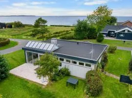 Holiday Home Rikkart - 100m from the sea by Interhome