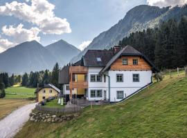 Apartment Grimming by Interhome, hotel v destinaci Kleinsölk